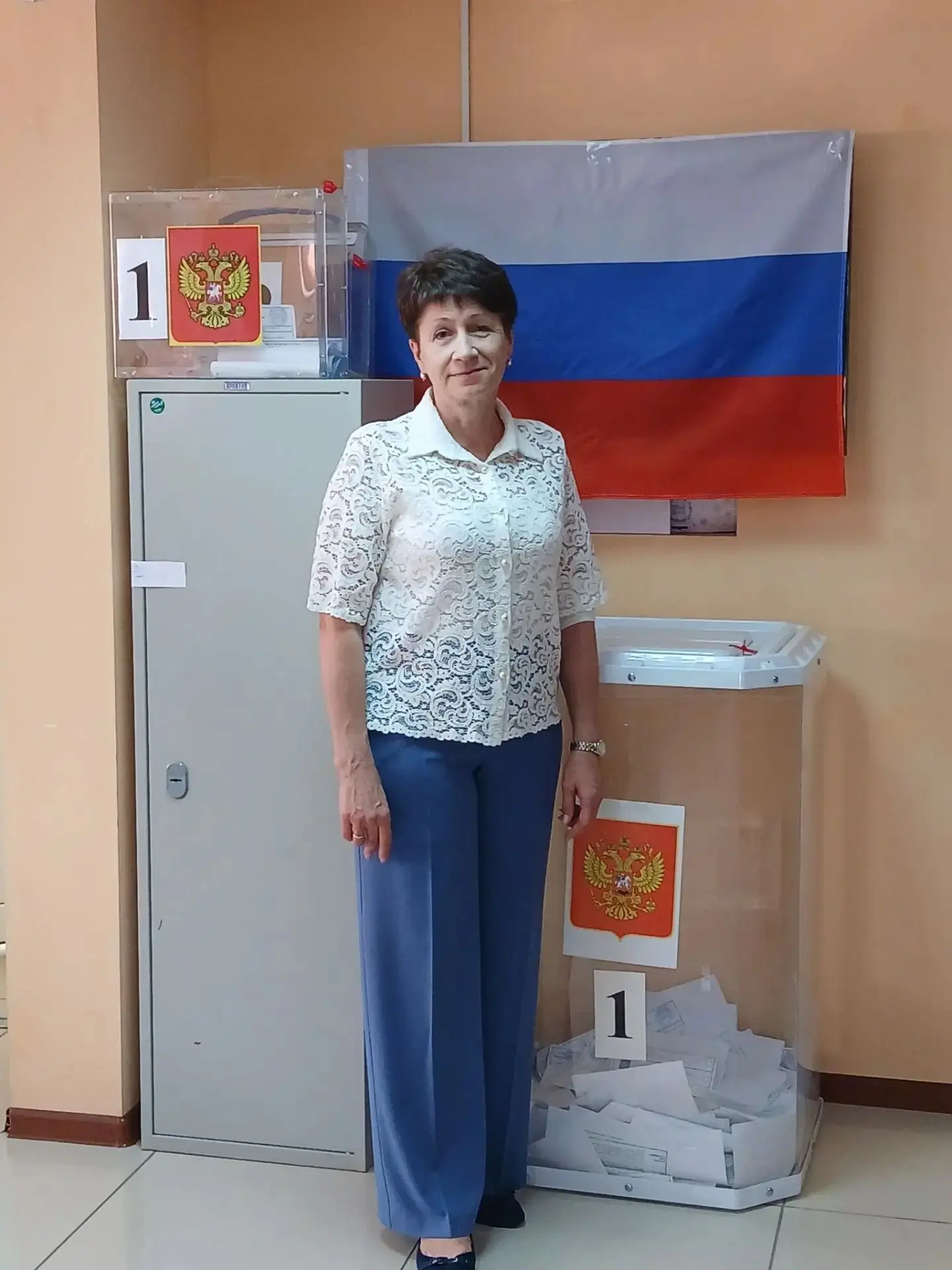 Наблюдатели от Общественной палаты работают на всех избирательных участках Острогожског...
