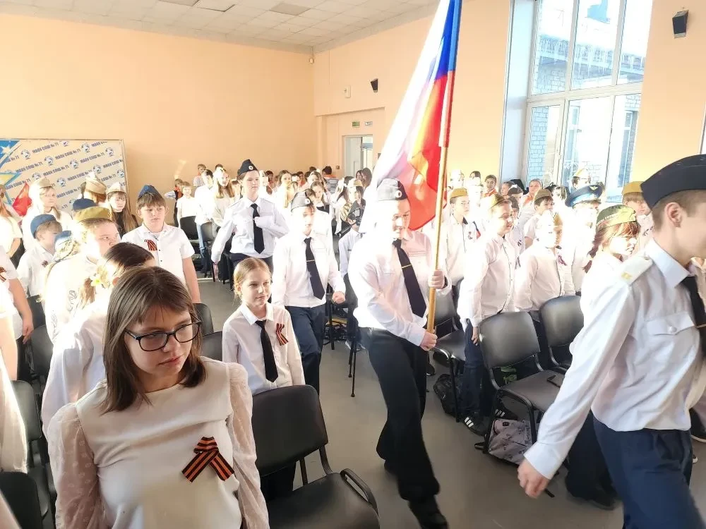 Два дня в школе № 71 звучала патриотическая песня. И это был не просто конкурс — это было нечто боль