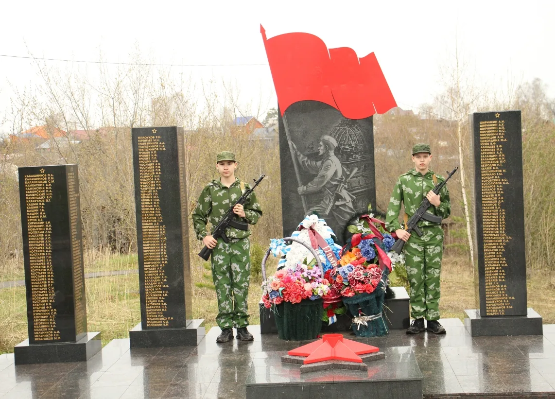С ПРАЗДНИКОМ 🎖  Сегодня мы отмечаем День защитника Отечества! Этот праздник — дань уважения всем, кт