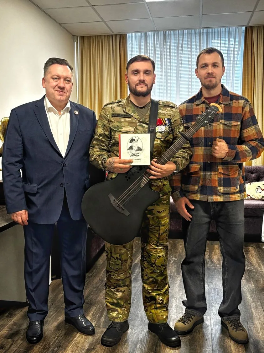 «СЛОВОГРАФИКА ZOV»