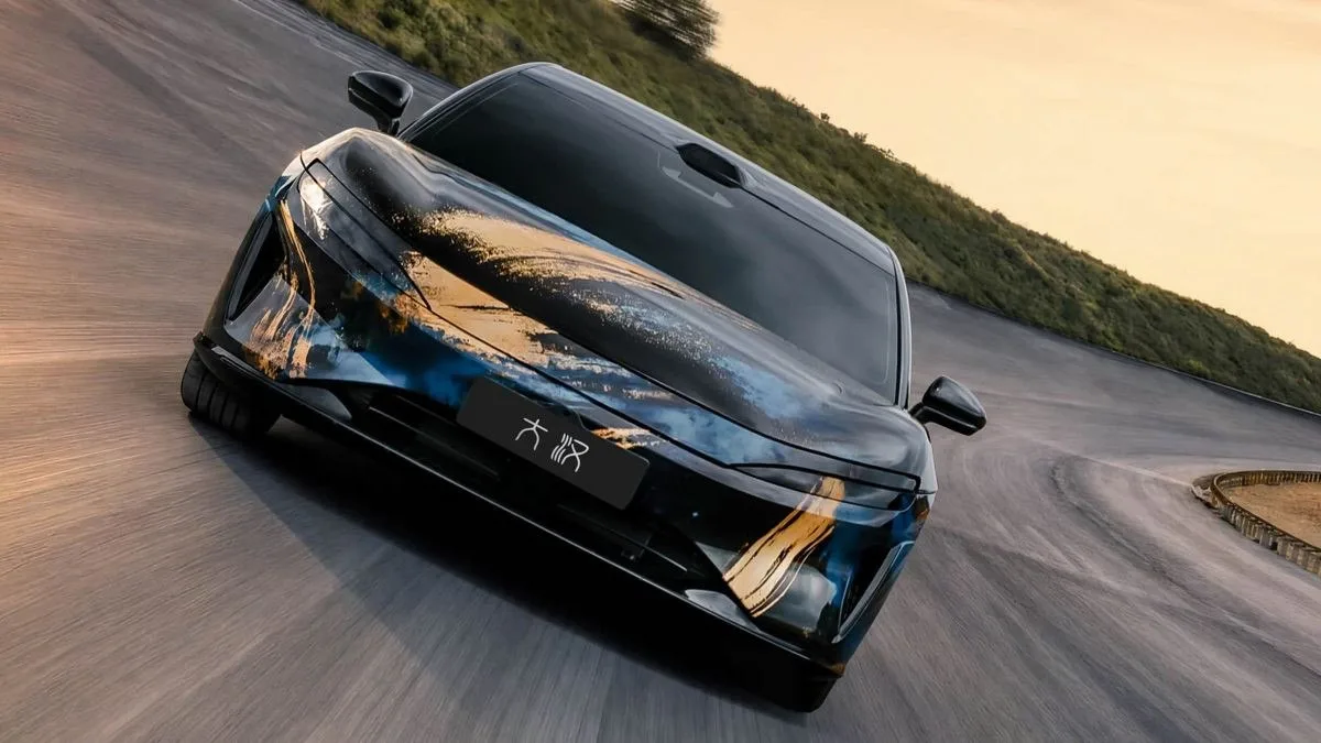 BYD показала новый Great Han✨

Китайский седан получил до 764 лошадей и запас хода свыше 1000 км.

Ф