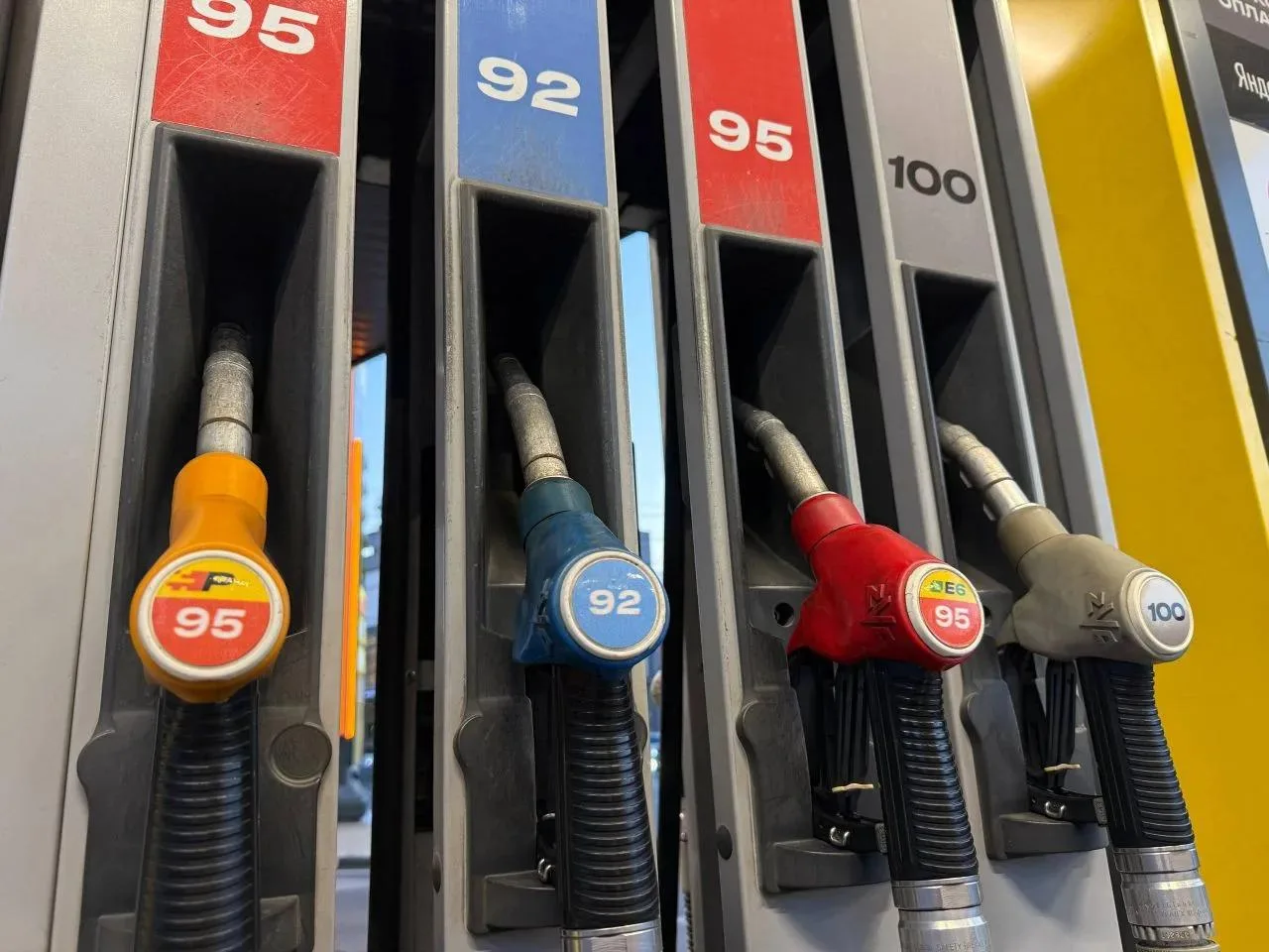 ⛽ Росстат опубликовал данные об изменениях цен на бензин на Кубани

Средняя потребительская цена бен