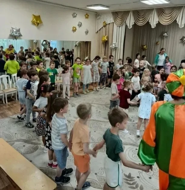 🩷В День защиты детей  в группах дошкольного отделении было...  пусто, потому что все улетели на Пла