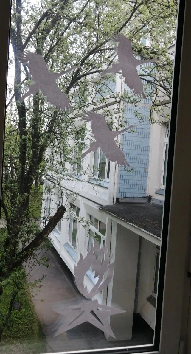 ✨ Дошкольники присоединились к акции «Окна Победы»! 🕊️🇷🇺 Наши дошкольные группы приняли участие во в