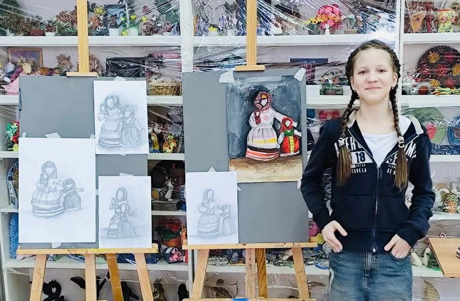 Защита проектов в 5 «АВ»: народное искусство своими руками!  🏛 В художественном 5 «АВ» классе прошла