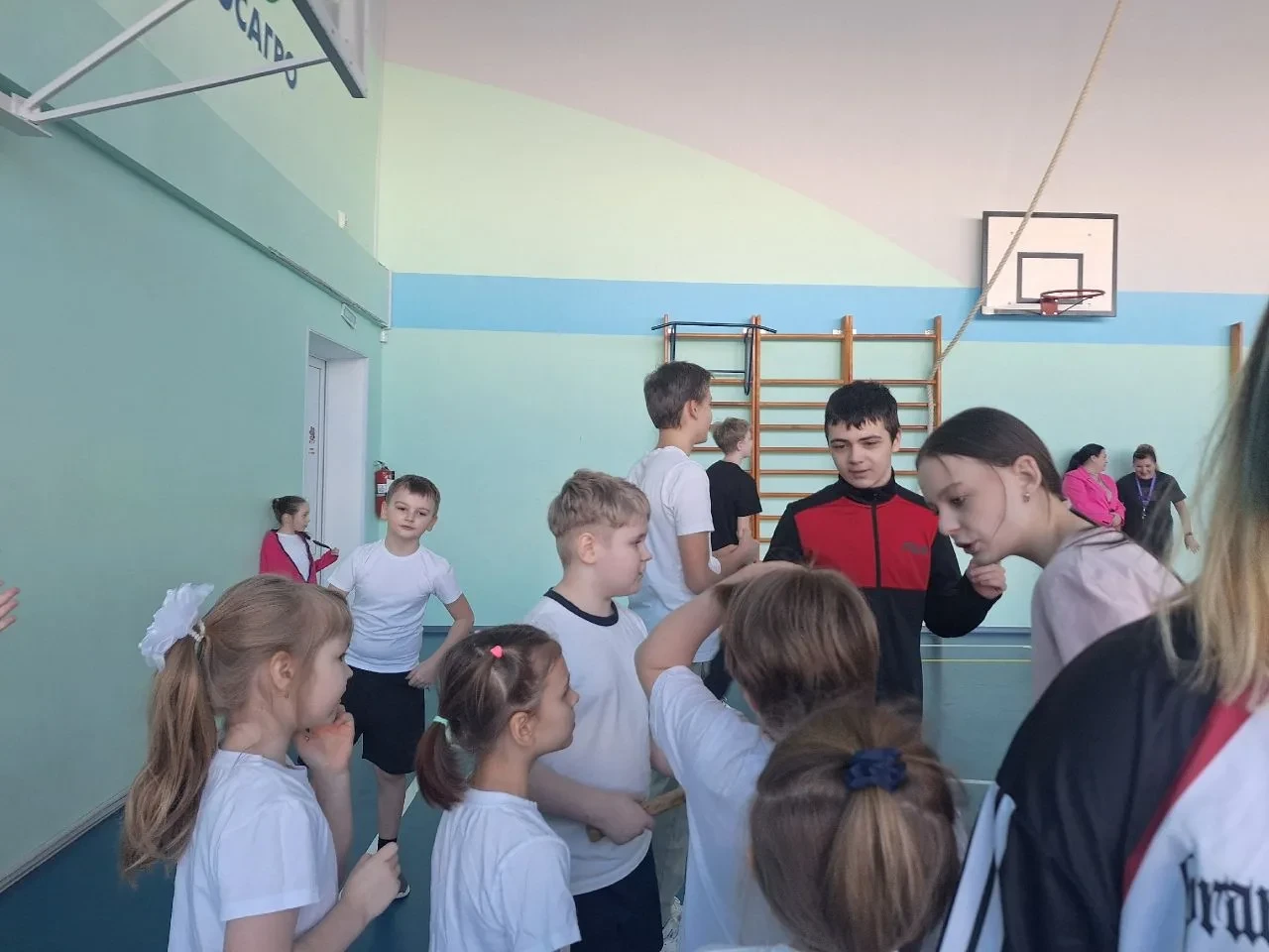 💥«Этно-код: секреты единства»: передаем опыт младшим!🤝 Сила, ловкость и команда: что нужно знать о р
