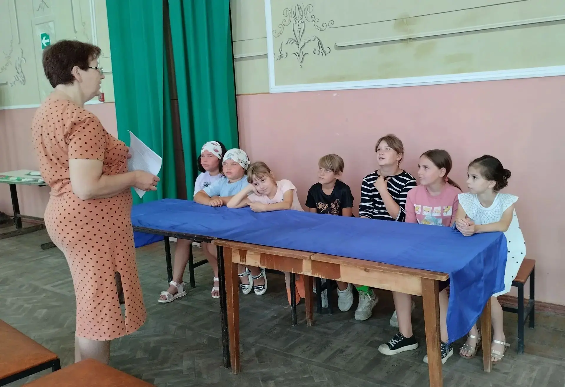 Каникулы продолжаются и работа летней площадки 🌈"Радуга"🌈 в Большекрепинском Доме культуры снова п