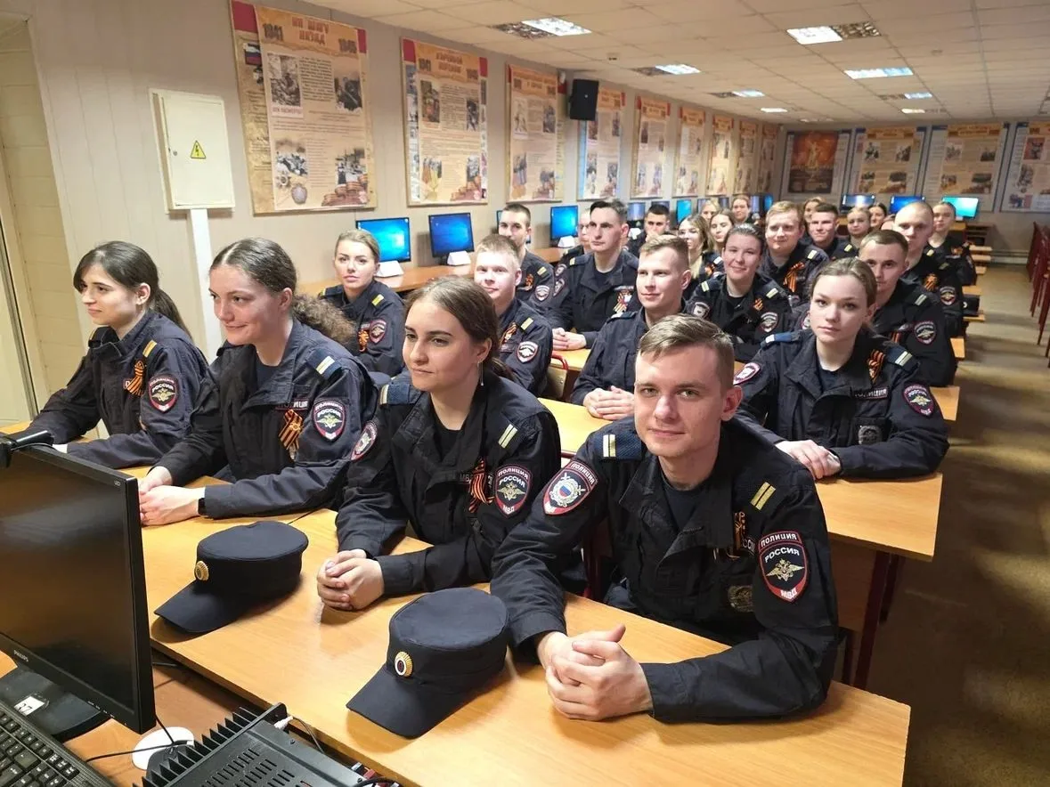 👮 Московские полицейские присоединились к историко‑просветительской акции «Подвиг 1418»   📌В меропри