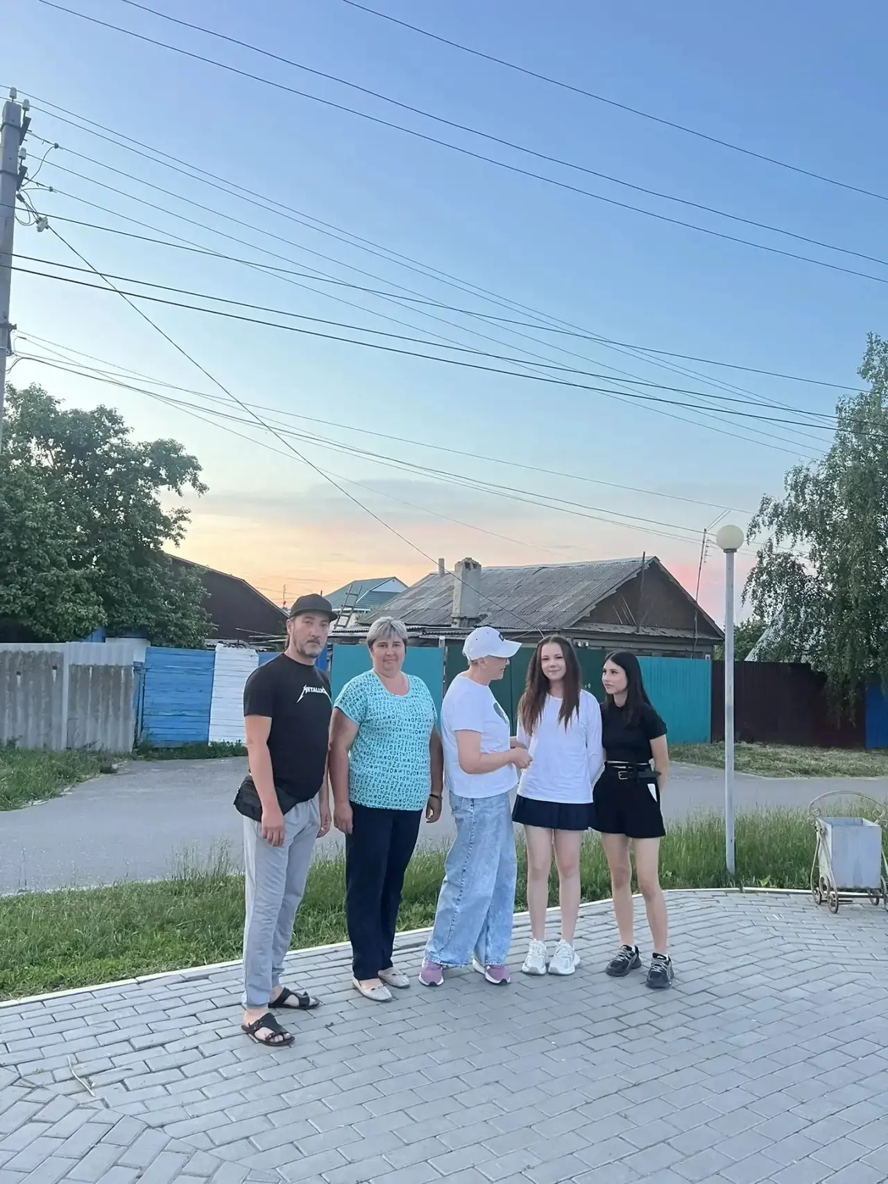 🚗 РЕЙД РОДИТЕЛЬСКОГО ПАТРУЛЯ В СКВЕРЕ «СОЛНЕЧНЫЙ» 🚗

Родительский патруль совместно с педагогом пр