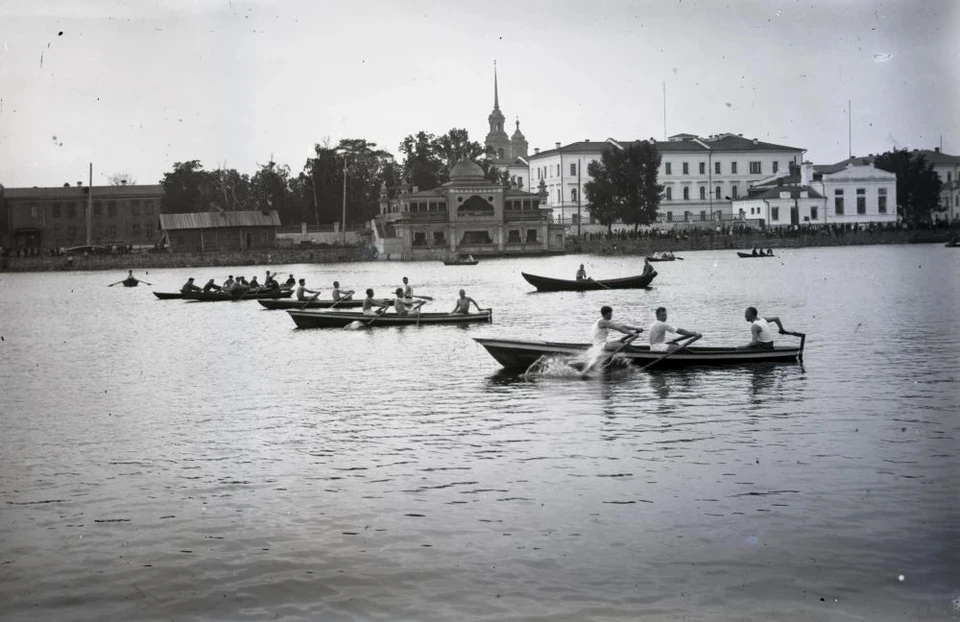 Узнали место? На фотографии — Городской пруд в 1930-е годы 📸