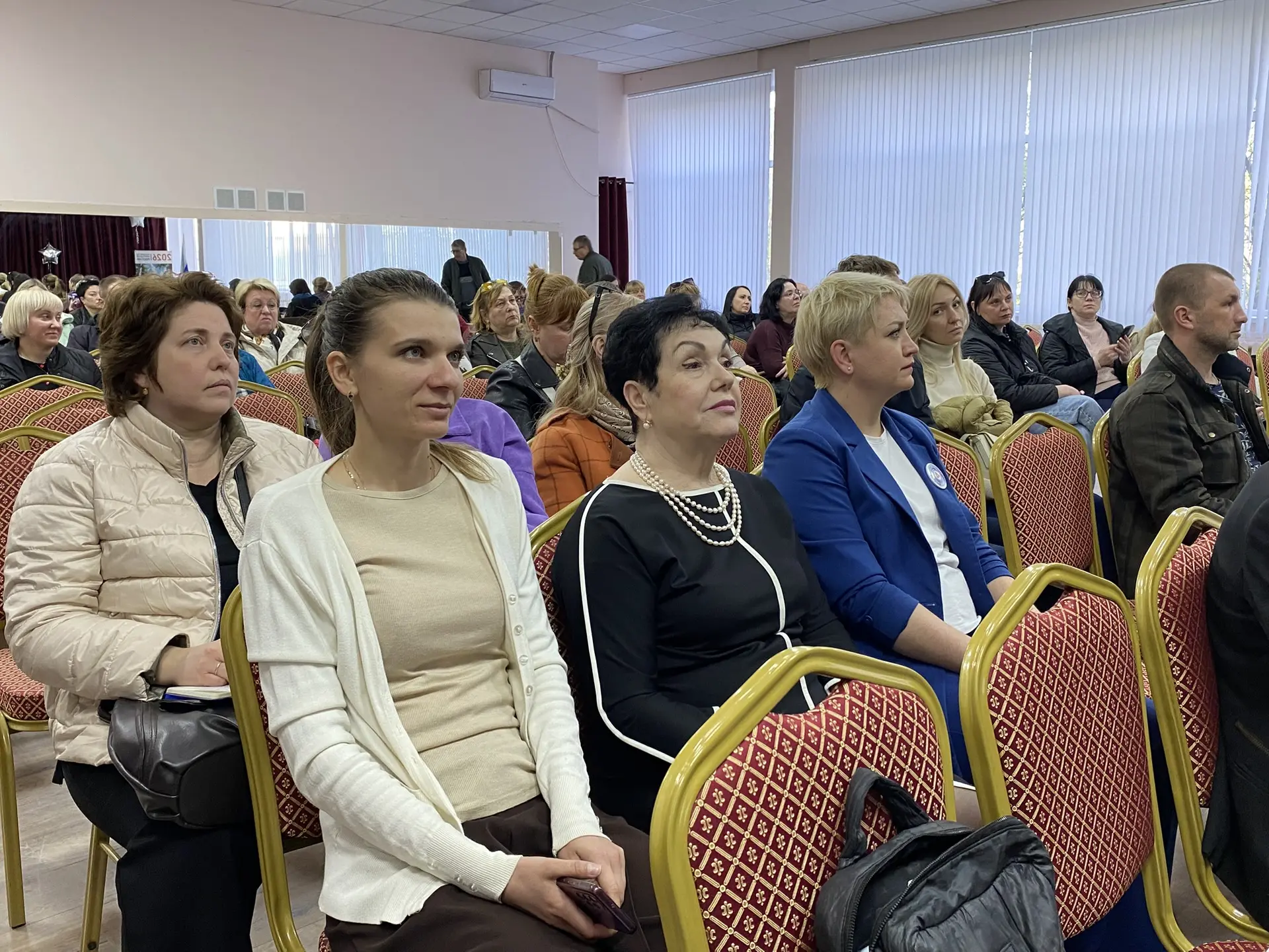 В нашей школе состоялось расширенное родительское собрание 🧑‍🧑‍🧒  Сегодня в МОУ СШ №5 прошла важная 