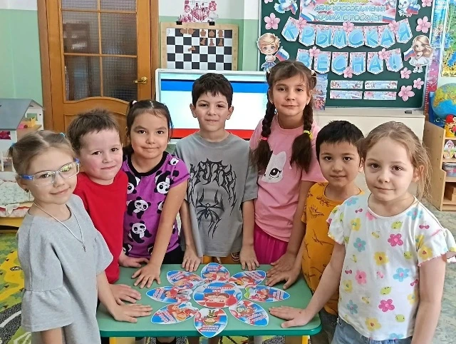 «Крымская весна» в гостях у дошколят