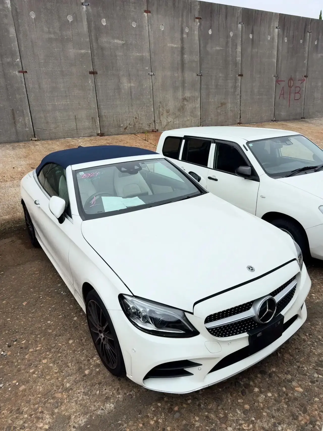 Получили фотоопись с ярда в Японии🇯🇵

Белоснежный красавец Mercedes-Benz C-Class 2019 готовится к 