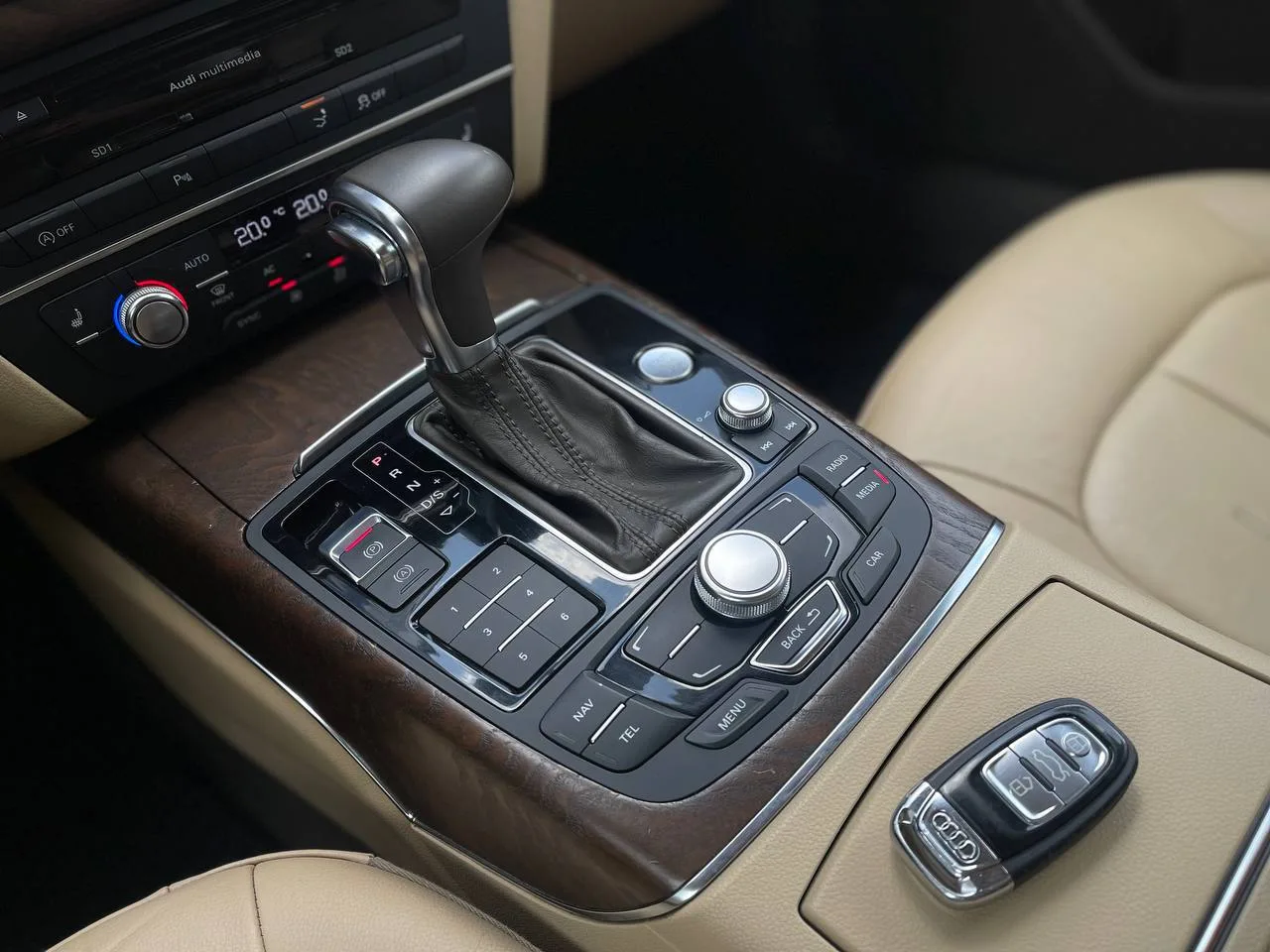 AUDI A7, 2012   Последние 3 дня в продаже за 1,350,000 (Минимальный взнос 500,000₽)  ✔️ Родной пробе