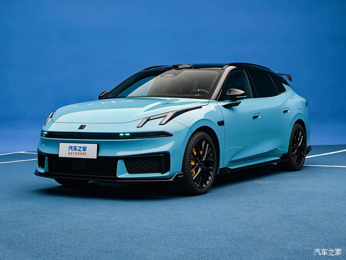 Lynk & Co 07 GT стал доступен для предзаказа. Цена начинается примерно от $24 600.