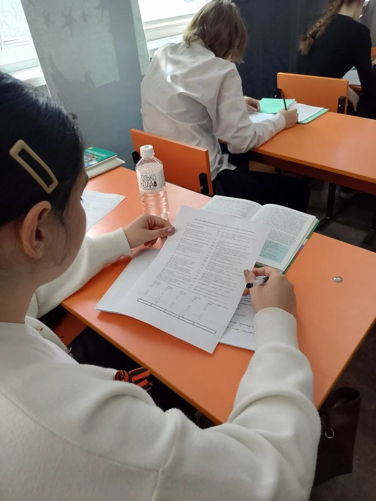 Не гадать, а знать: в 9-е классы пришли специалисты Центра занятости 👥  Сегодня в МБОУ СОШ № 7 им. Л