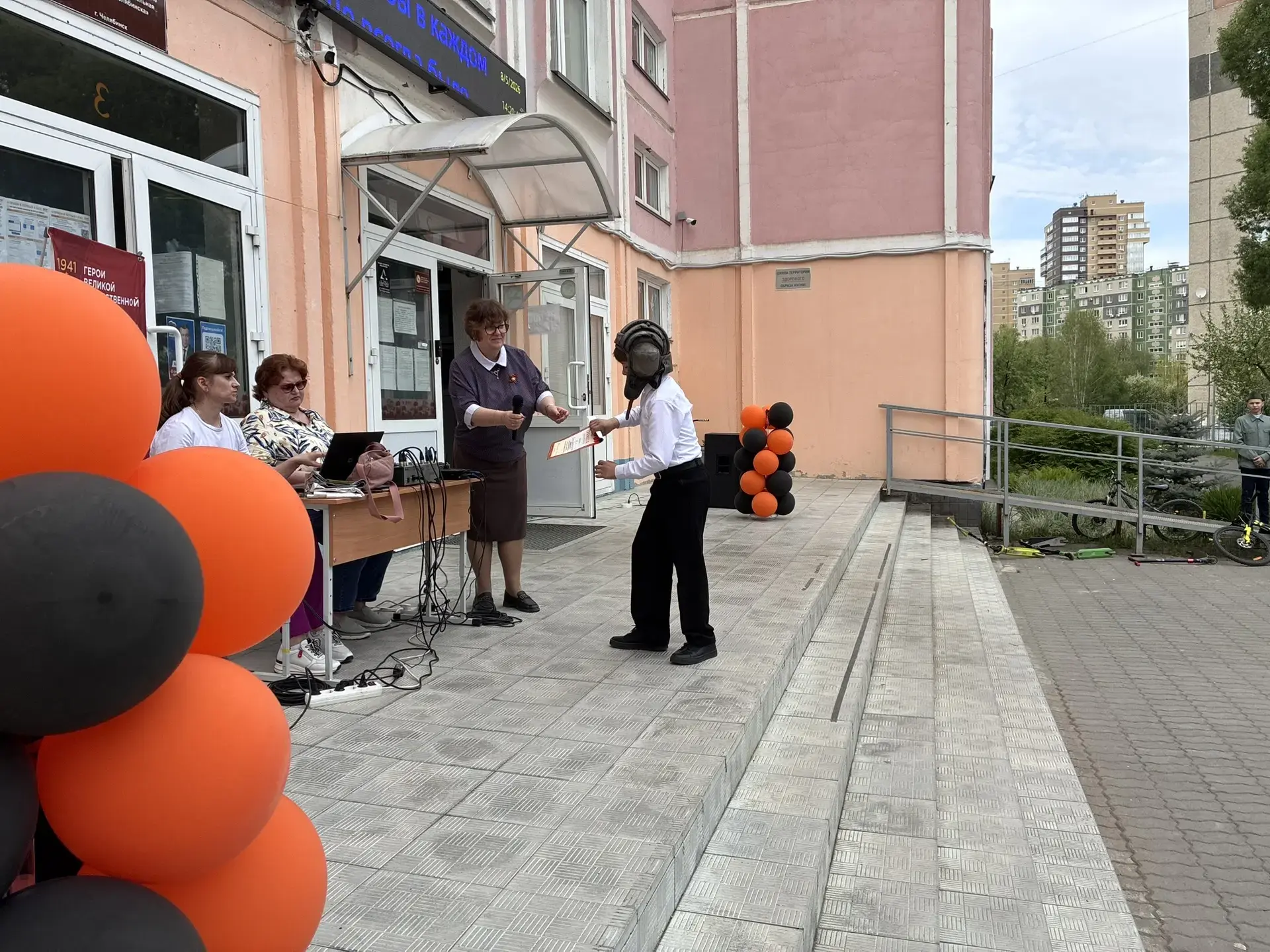 🔥 Какой невероятный день сегодня был в школе №129! 🔥 Мы отметили День Великой Победы так, что запомн