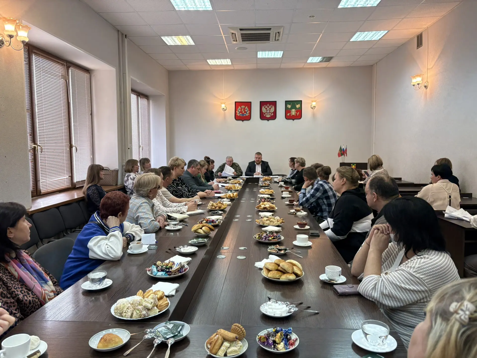 ✅Провёл очередную встречу с семьями участников СВО  Совместно с профильными специалистами и военным 