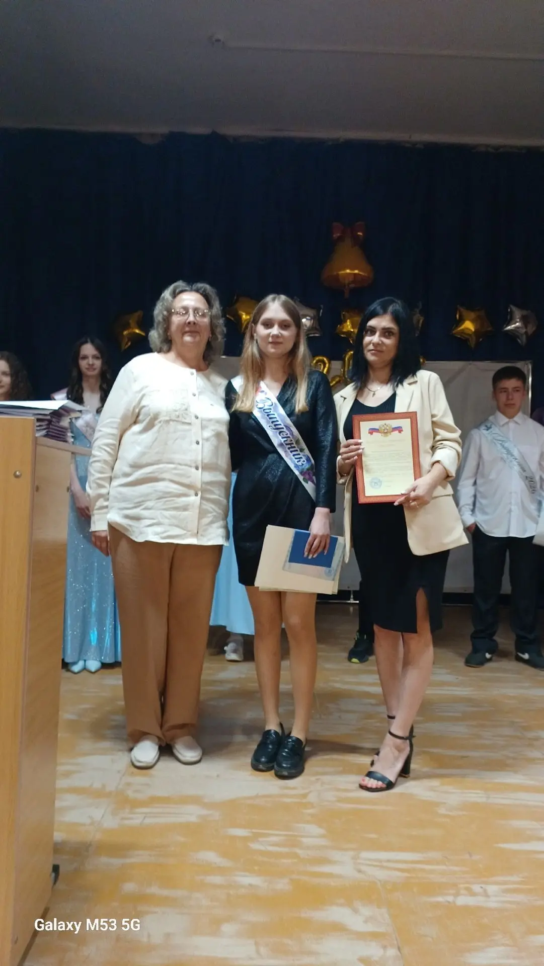 🔥МИССИЯ «ШКОЛЬНИК» ВЫПОЛНЕНА!
🎈✨️Сегодня для наших выпускников 9 и 11 классов прошло торжественное