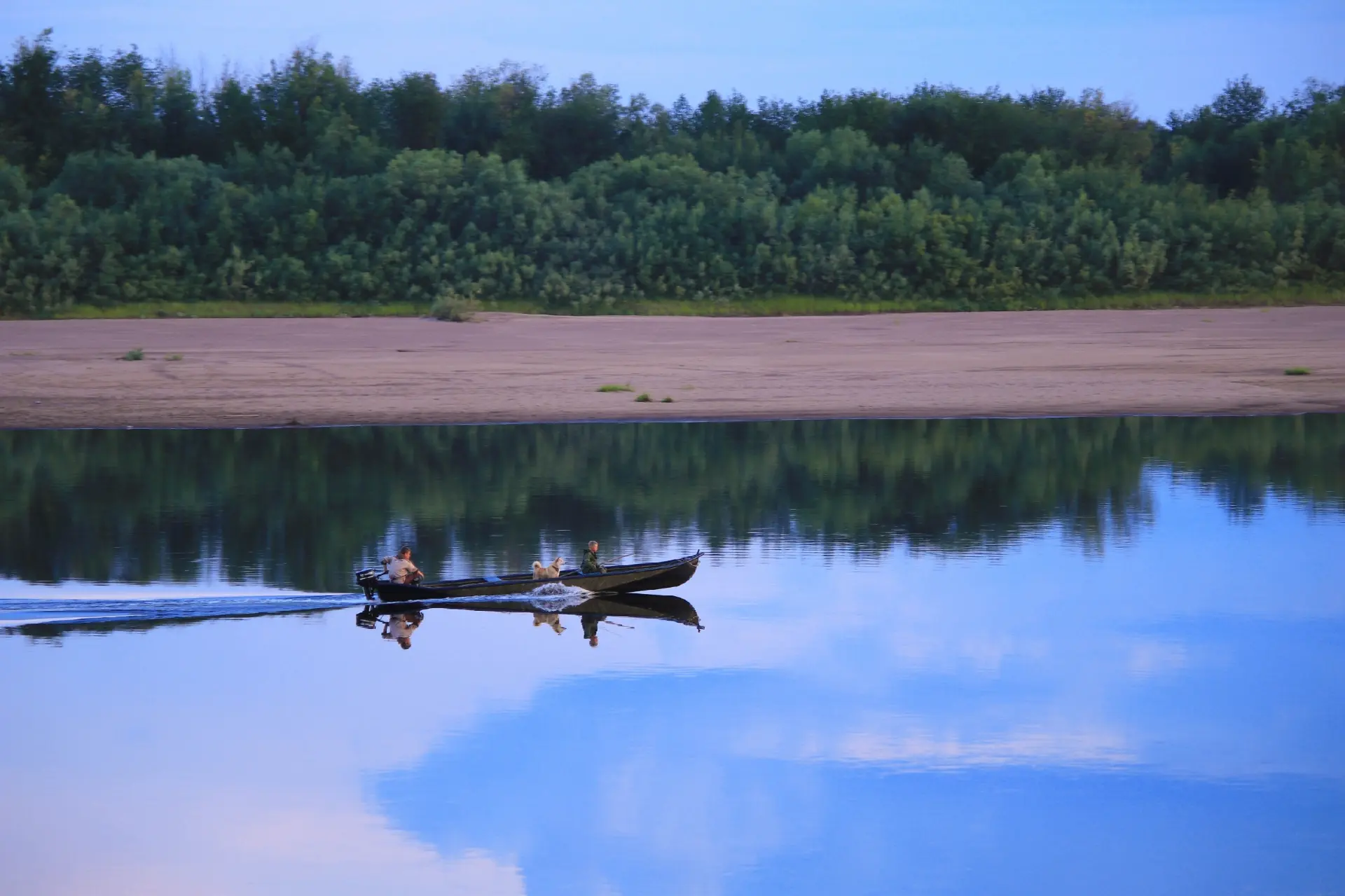 Лодочки на реке Ижме 🚤