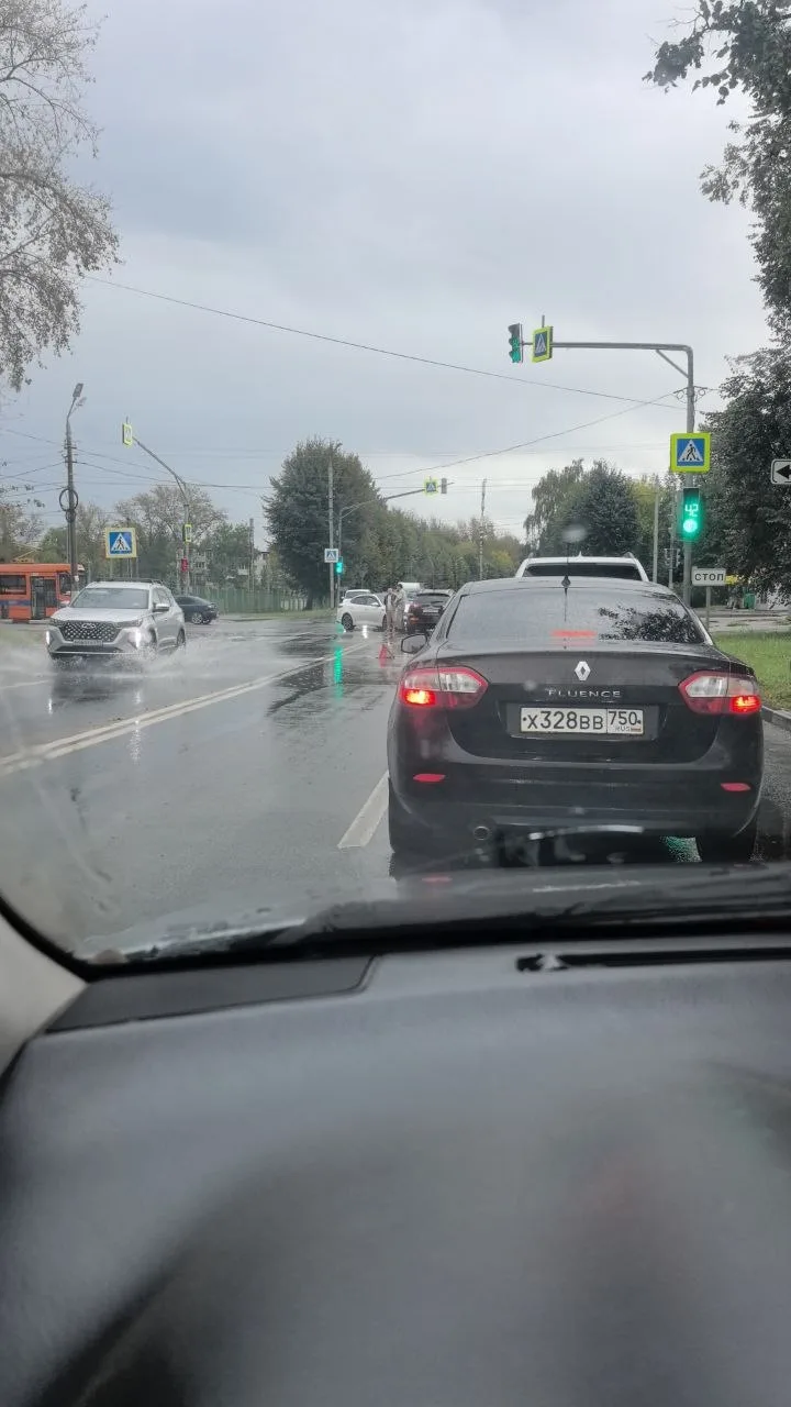 Кирова Ленина ДТП. движение затруднено, будьте осторожны!