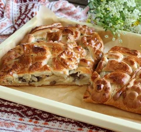 КУЛЕБЯКА С ГРИБАМИ