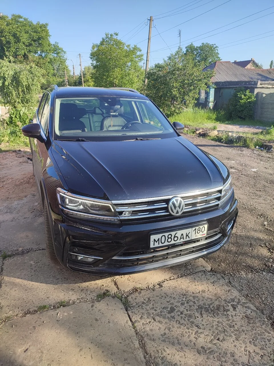 Продам свой авто Volkswagen Tiguan 2018 г. Чистый европеец, в R-line комплектации, 2 ключа, 2 компле
