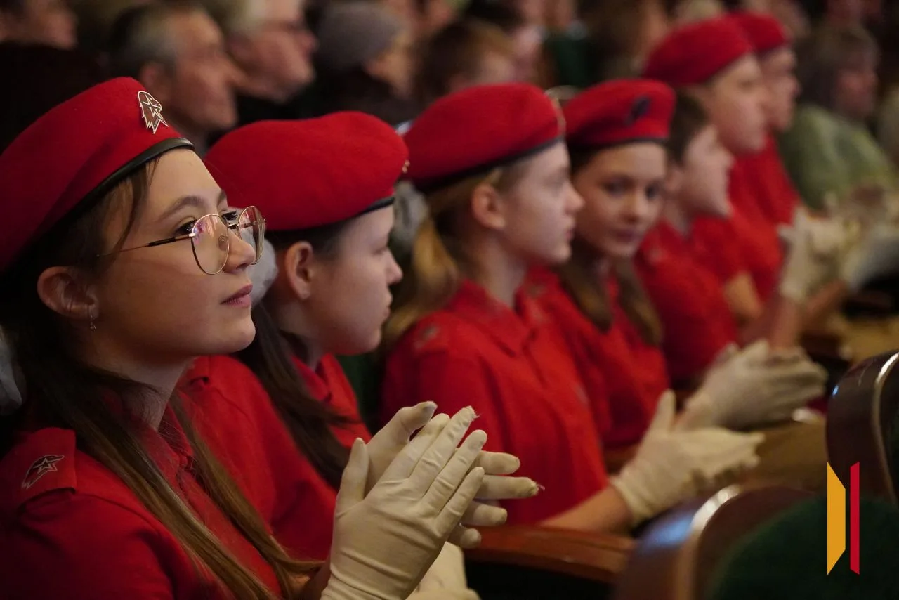 В Острогожском доме культуры прошел концерт, посвященный Дню защитника Отечества. Мероприятие состоя