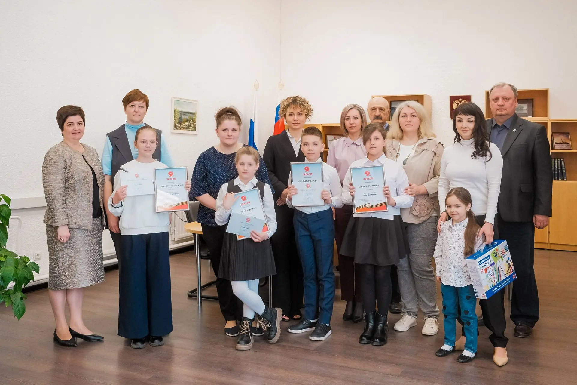 Мы рады сообщить, что всем участникам конкурса чтецов "Этот День Победы" вручены заслуж...