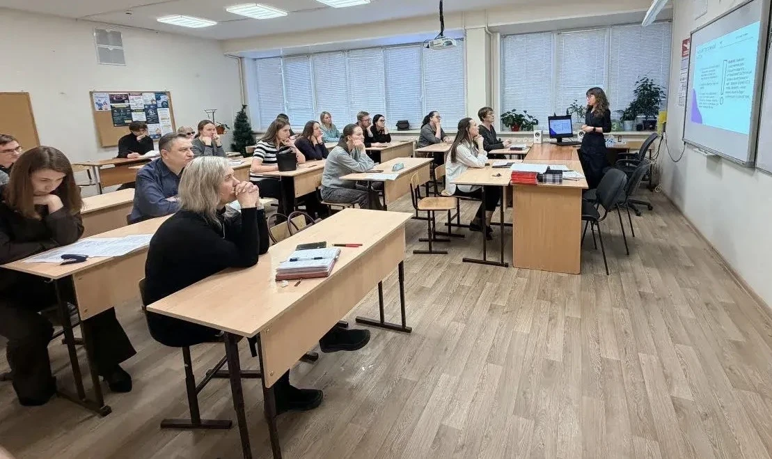 ЛИЦЕЙ — МУНИЦИПАЛЬНАЯ БАЗОВАЯ ПЛОЩАДКА 19 февраля кафедра общественных наук МОУ «Лицей №1» в рамках 