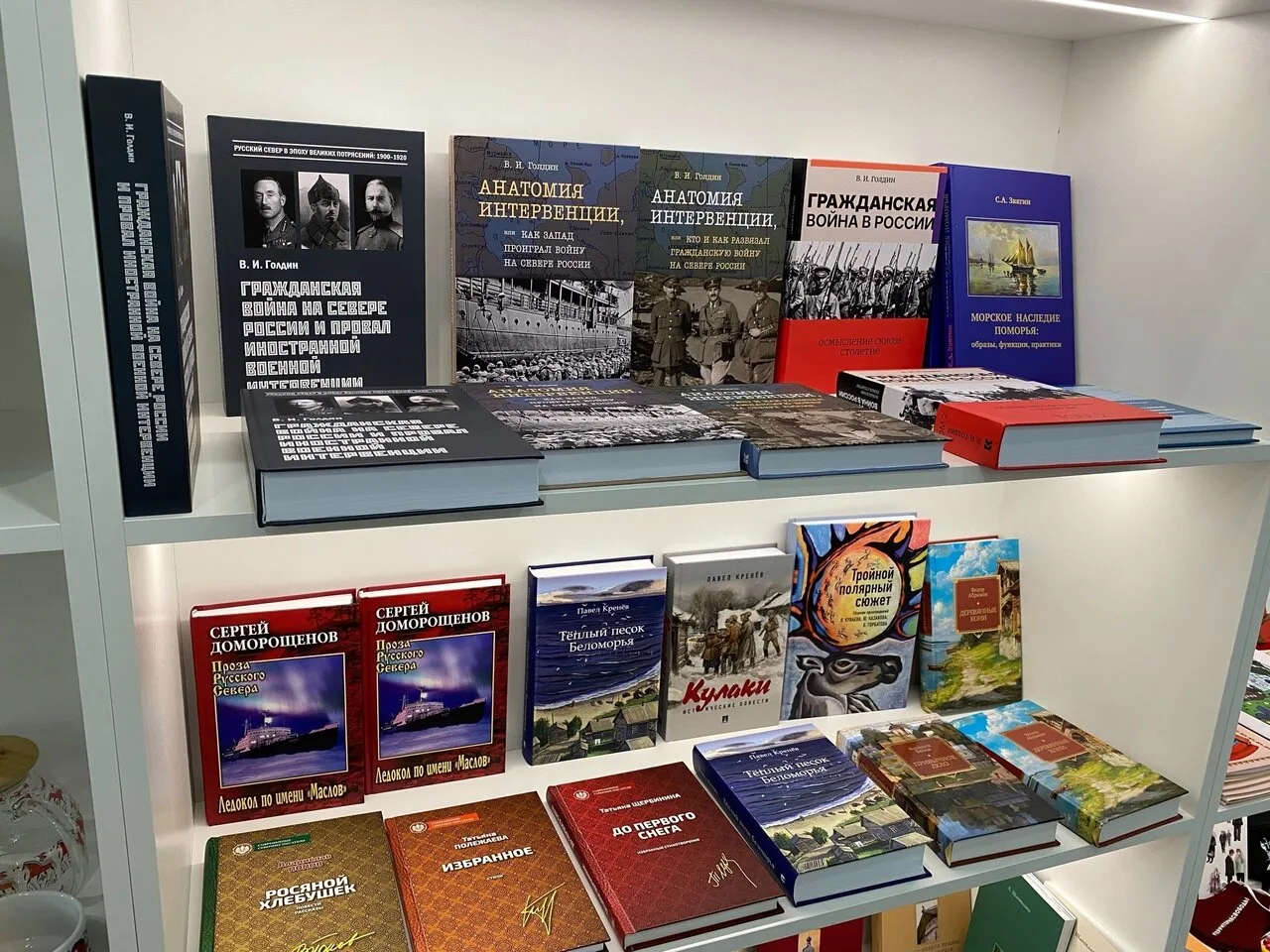 Антракт открыл книжный магазин в Архангельске ⚡