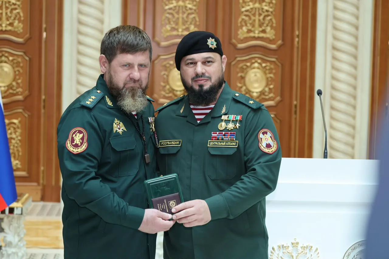 Поздравляю заместителя Председателя Правительства Чеченской Республики по силовому блок...