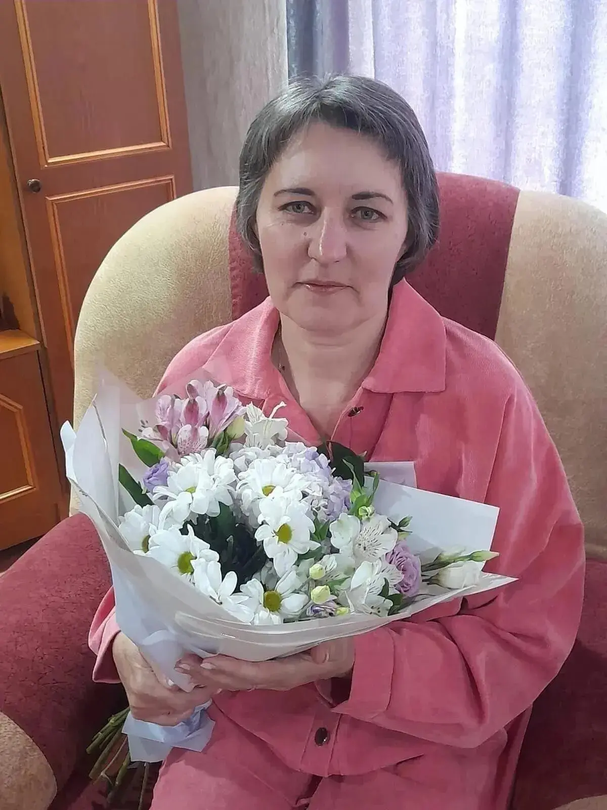 🎉 С днём рождения, наш любимый школьный библиотекарь — Тамара Николаевна! 🎉