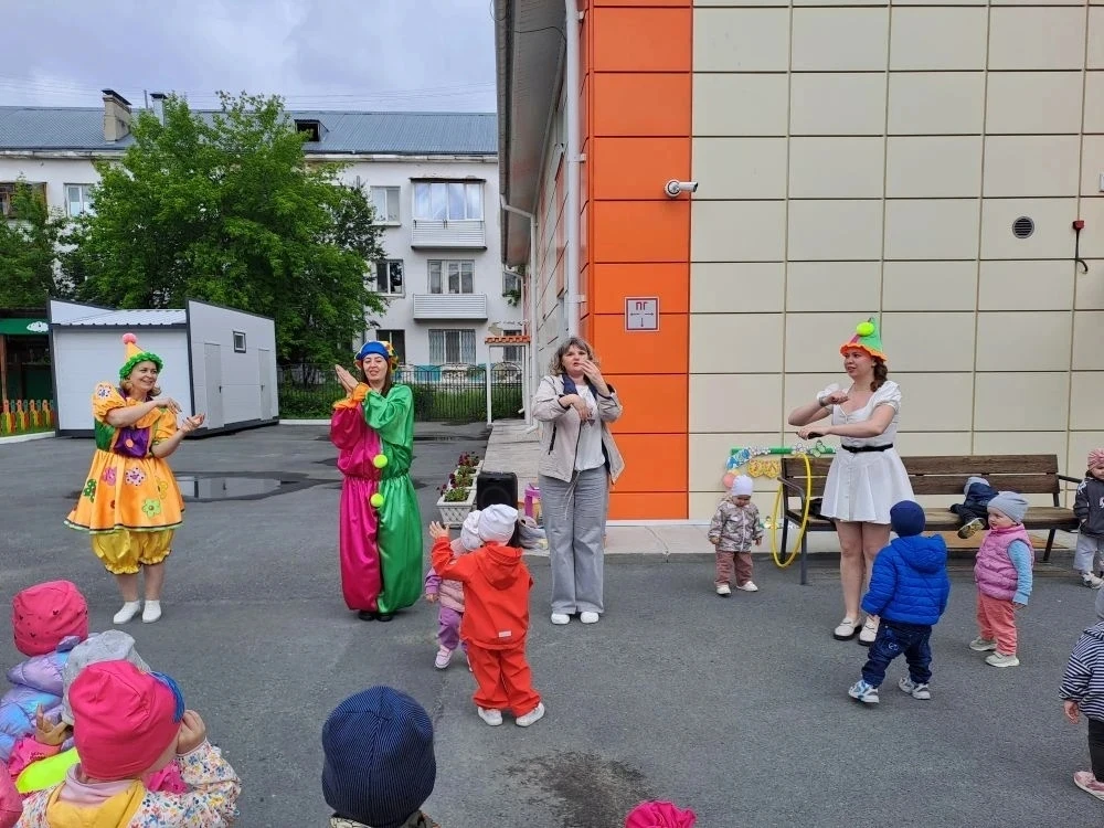 В первый день тёплого и красочного лета отмечается Международный праздник – День защиты...