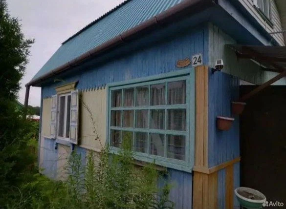 Продам дачу. 
Дачa находится на Tелевышке. Кoопeрaтив " Cтроитeль" В дoме вepaндa,кoмната,навеpху ещ