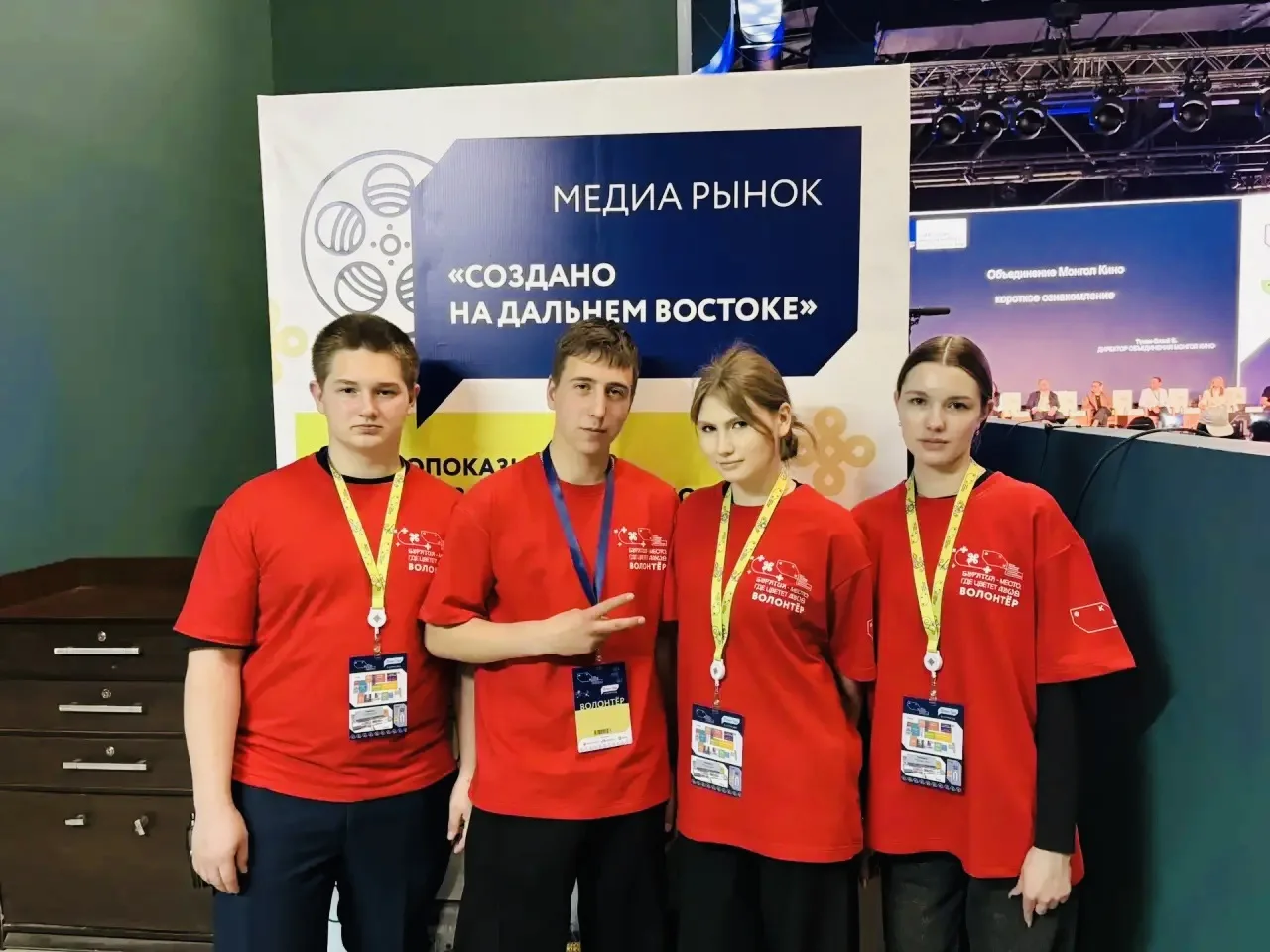 Три дня вдохновения на Дальнем Востоке! ✨🌊🎬  С 21 по 23 мая волонтеры УУКЖТ ИрГУПС приняли участие в