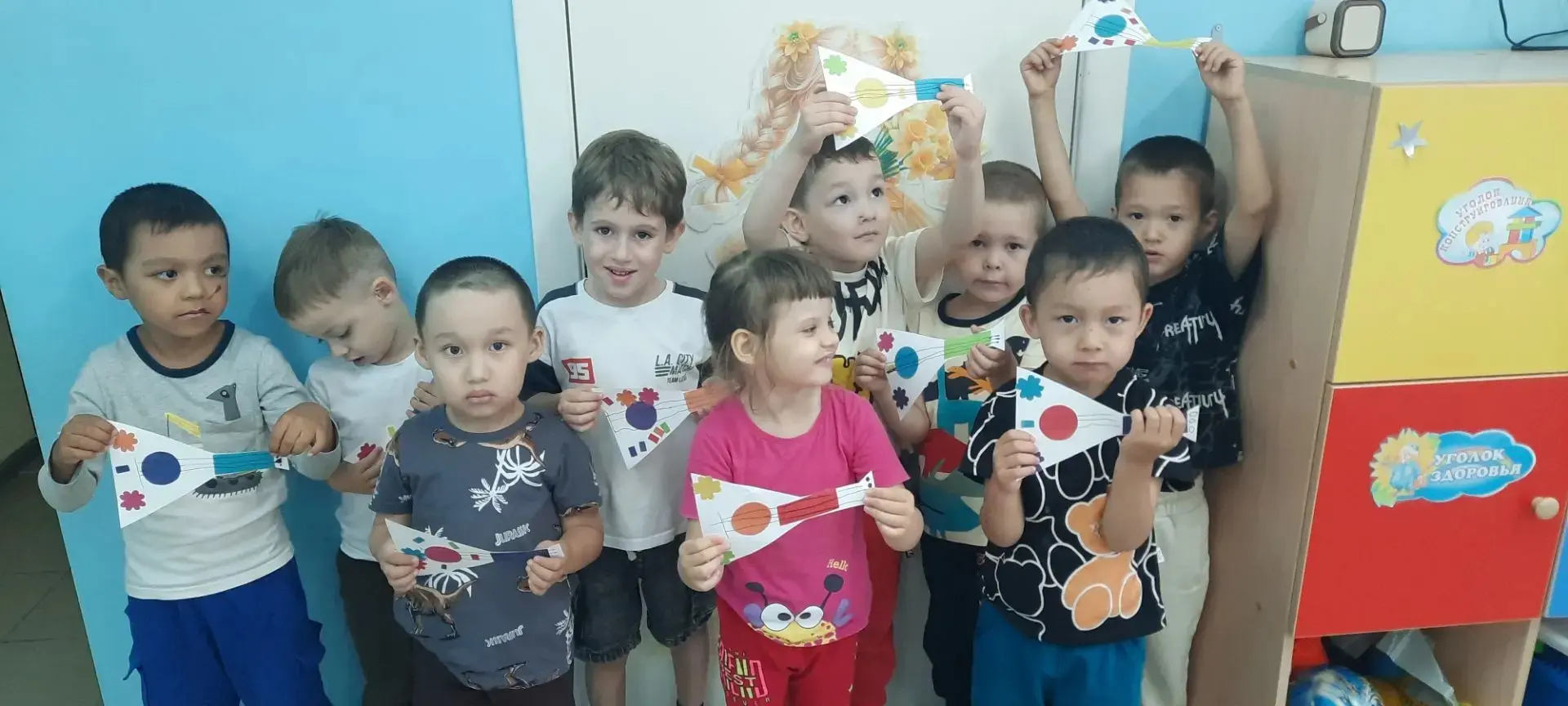 День балалайки в группе "Росточек"
Цель: формирование  знаний о музыкальном инструменте — балалайка

