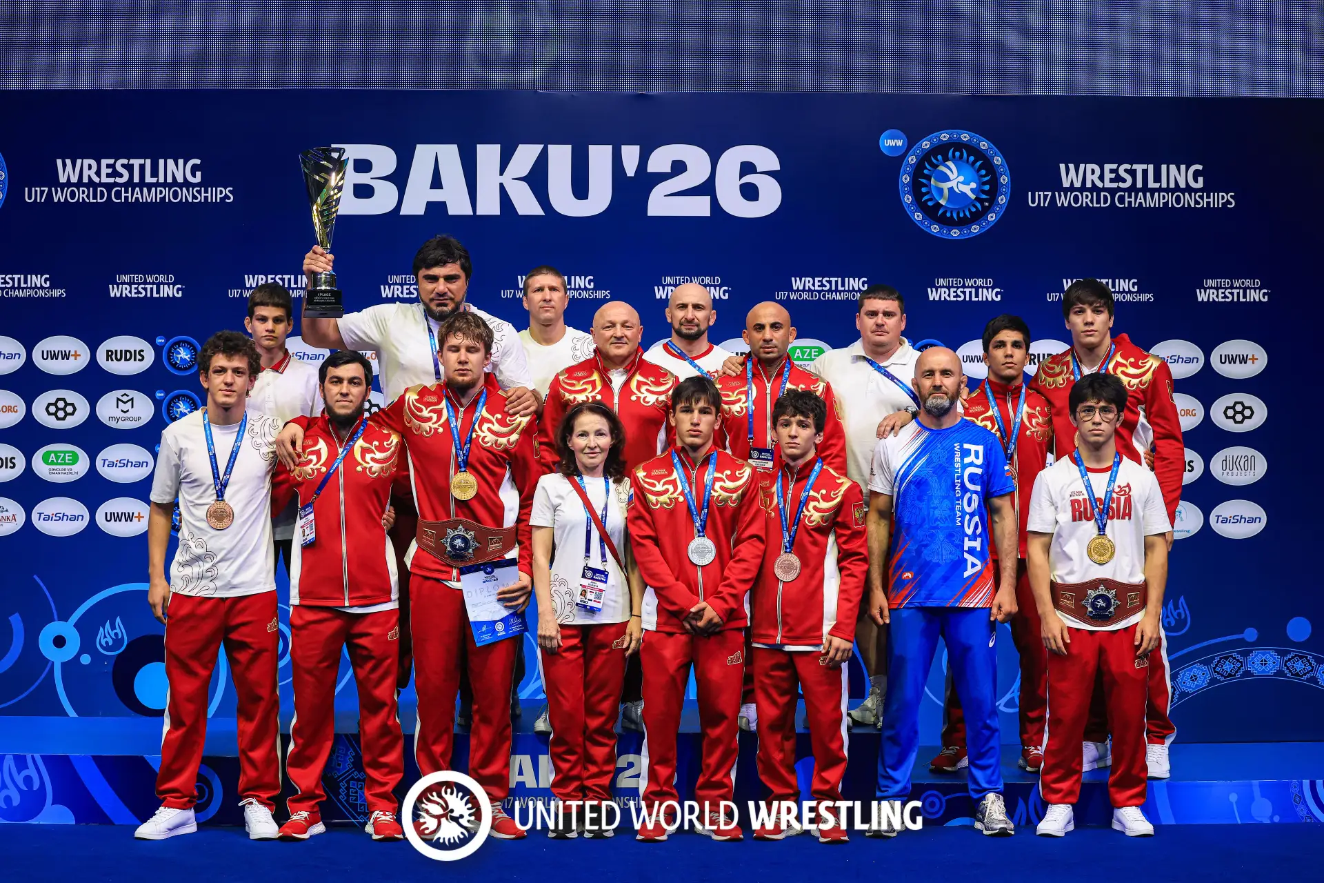 🤼В Баку завершилось первенство мира по вольной борьбе вольной борьбе среди юношей (U-1...