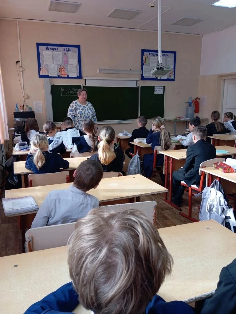Уважаемые дети и родители! В школе на прошедшей неделе прошли беседы медицинского психо...
