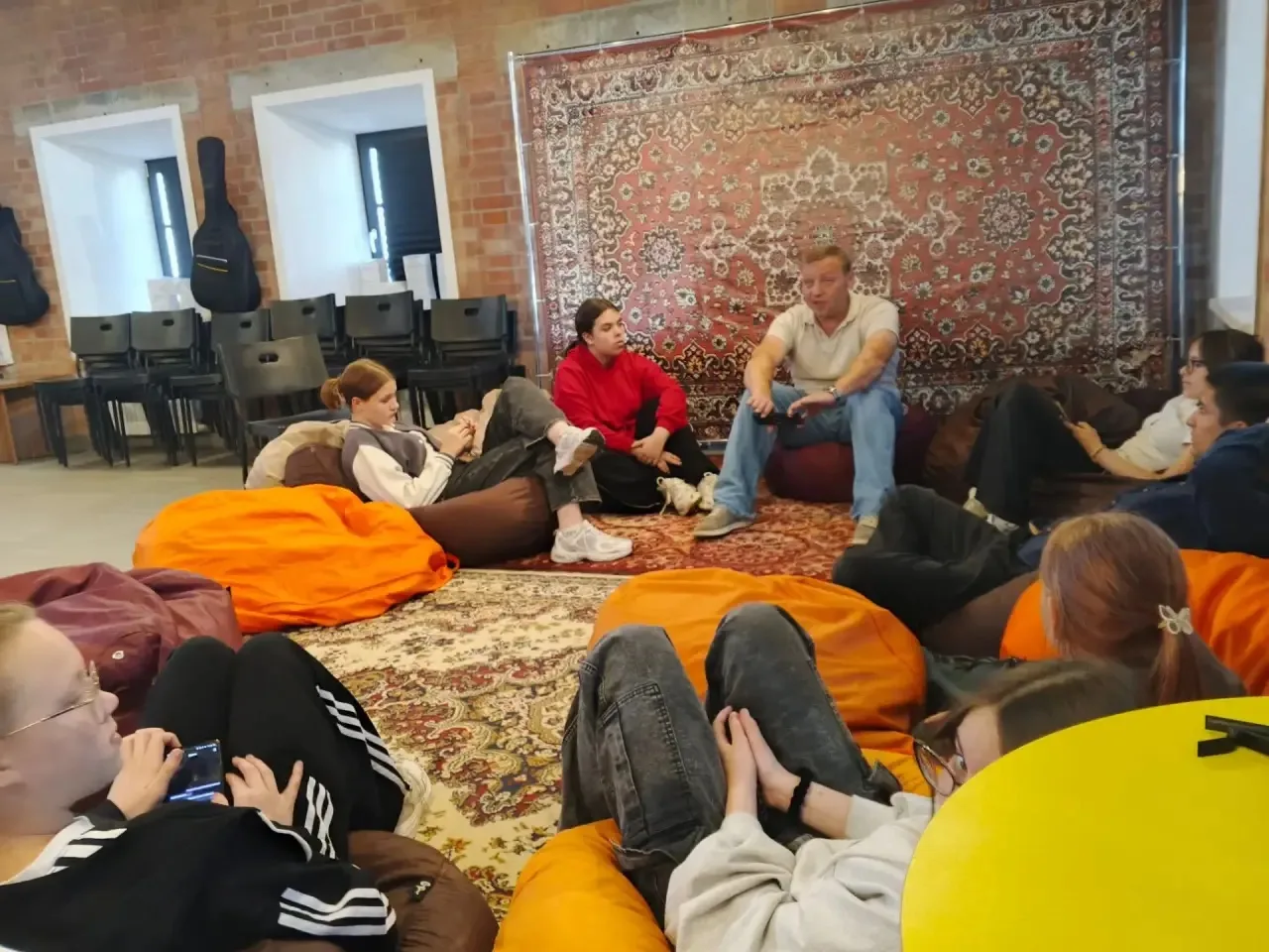 Состоялась познавательная беседа на антинаркотическую тематику под руководством Ивана С...