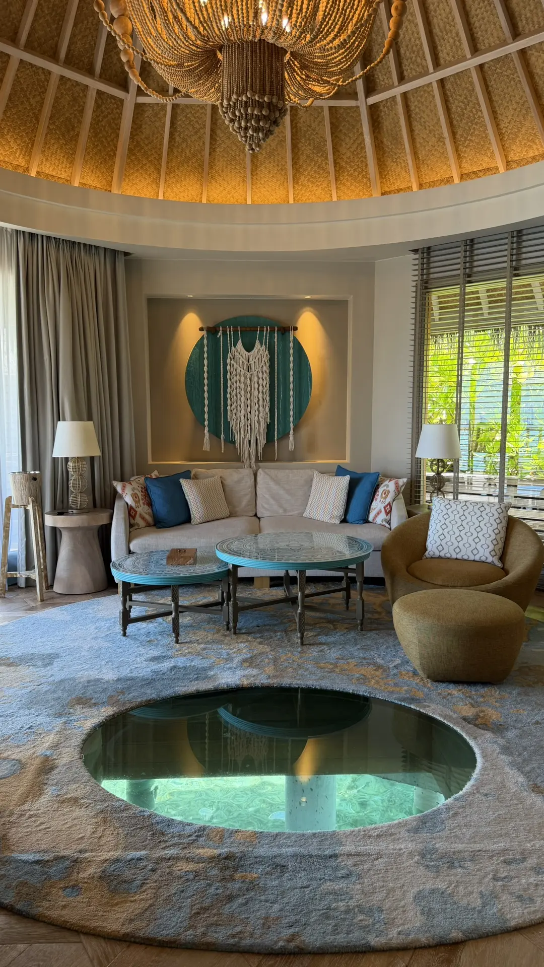 Друзья, добро пожаловать в Nautilus Maldives вместе со мной 🧡