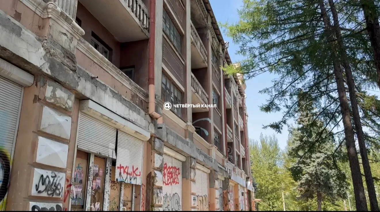 В детей с балкона гостиницы «Мадрид» стреляли не охранники
 
Об этом 4 каналу рассказали в службе вн