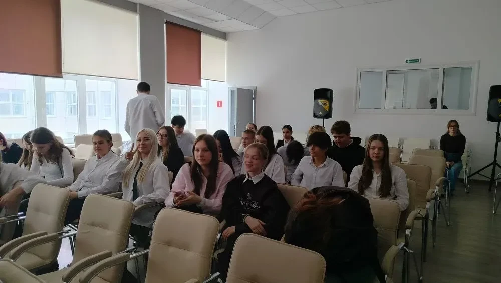 Тема: внеклассное мероприятие "Литературный лабиринт" для 8-х классов  22.04.2026 в нашей школе прош