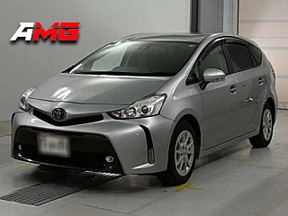 🇯🇵 TOYOTA PRIUS ALPHA