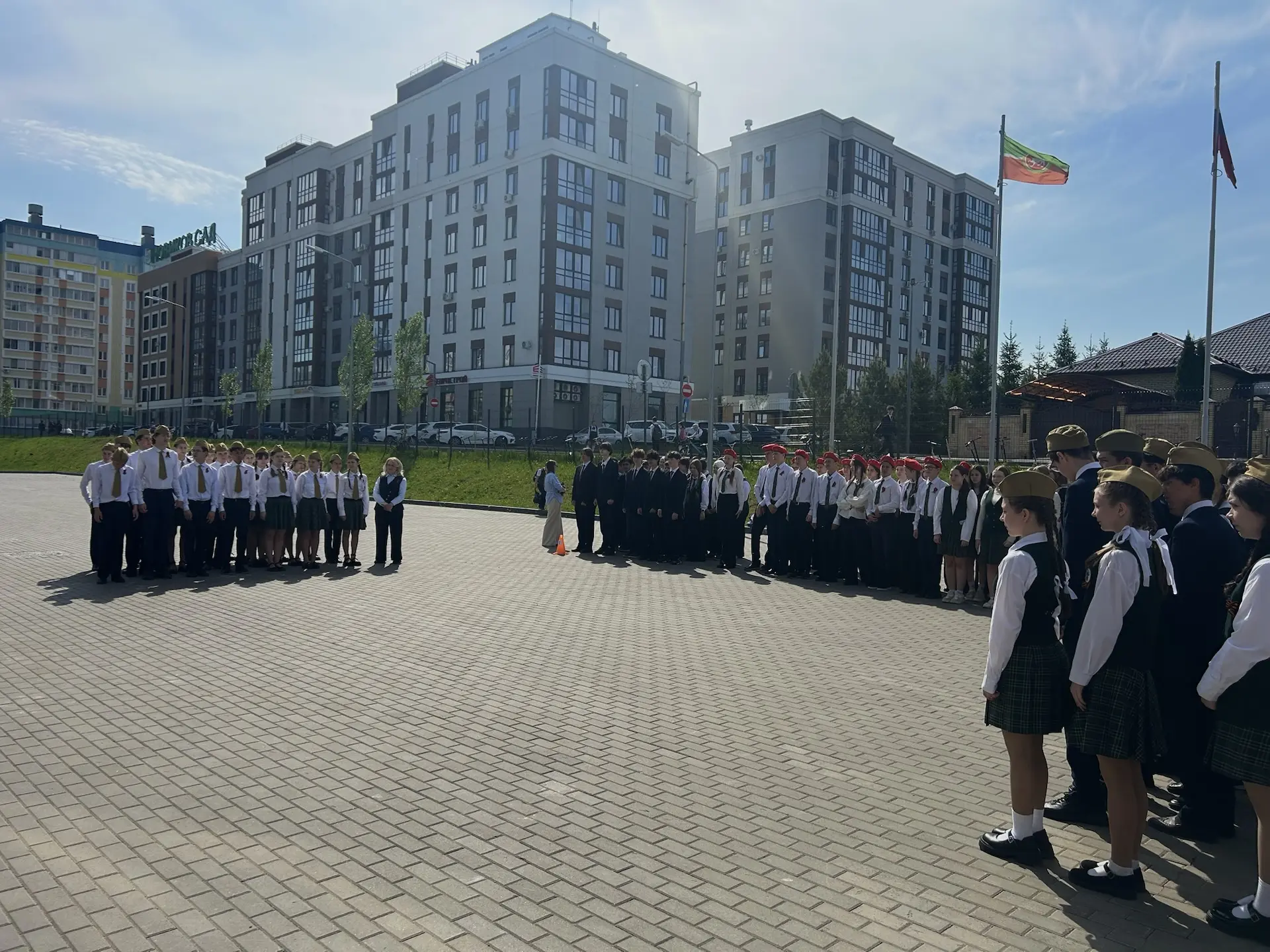🇷🇺 Сегодня в нашей гимназии царила по-настоящему патриотическая атмосфера!🇷🇺  Мы с гордостью и волне