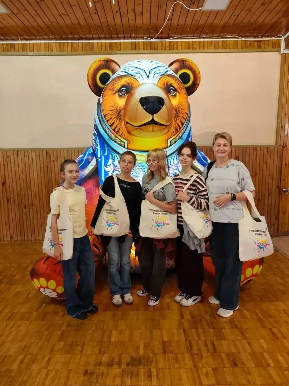 🙌 Юные художники из Электростали — на IV Художественной академии атомных городов.