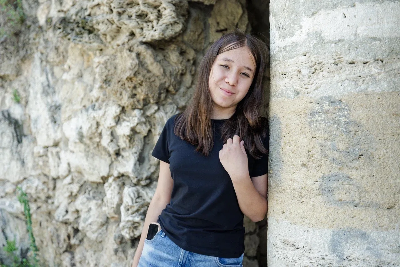 12-летняя Софья из Кыштыма давно мечтала увидеть Кавказские горы своими глазами. Не про...