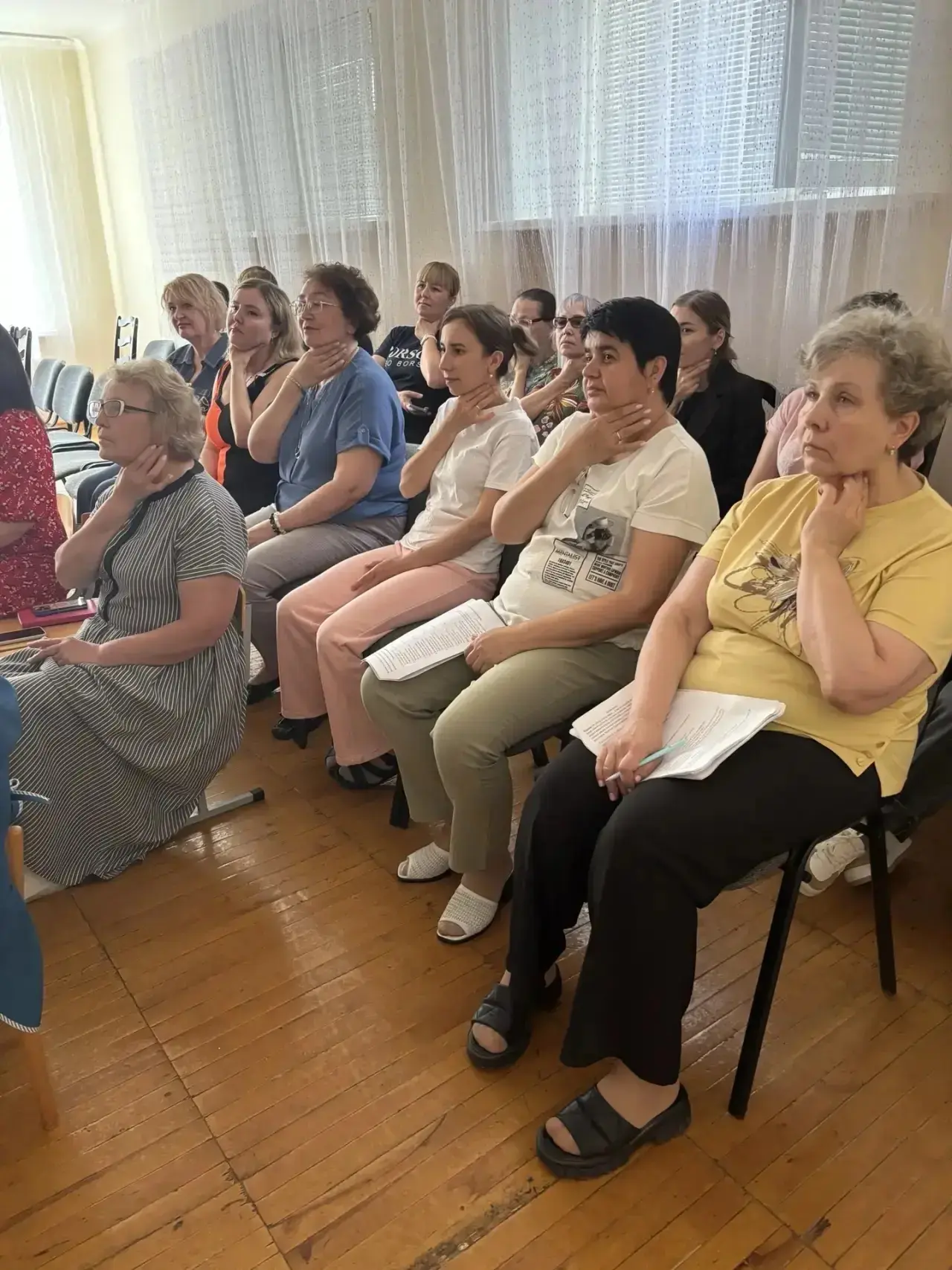 Обучение сотрудников детского сада оказанию первой помощи.