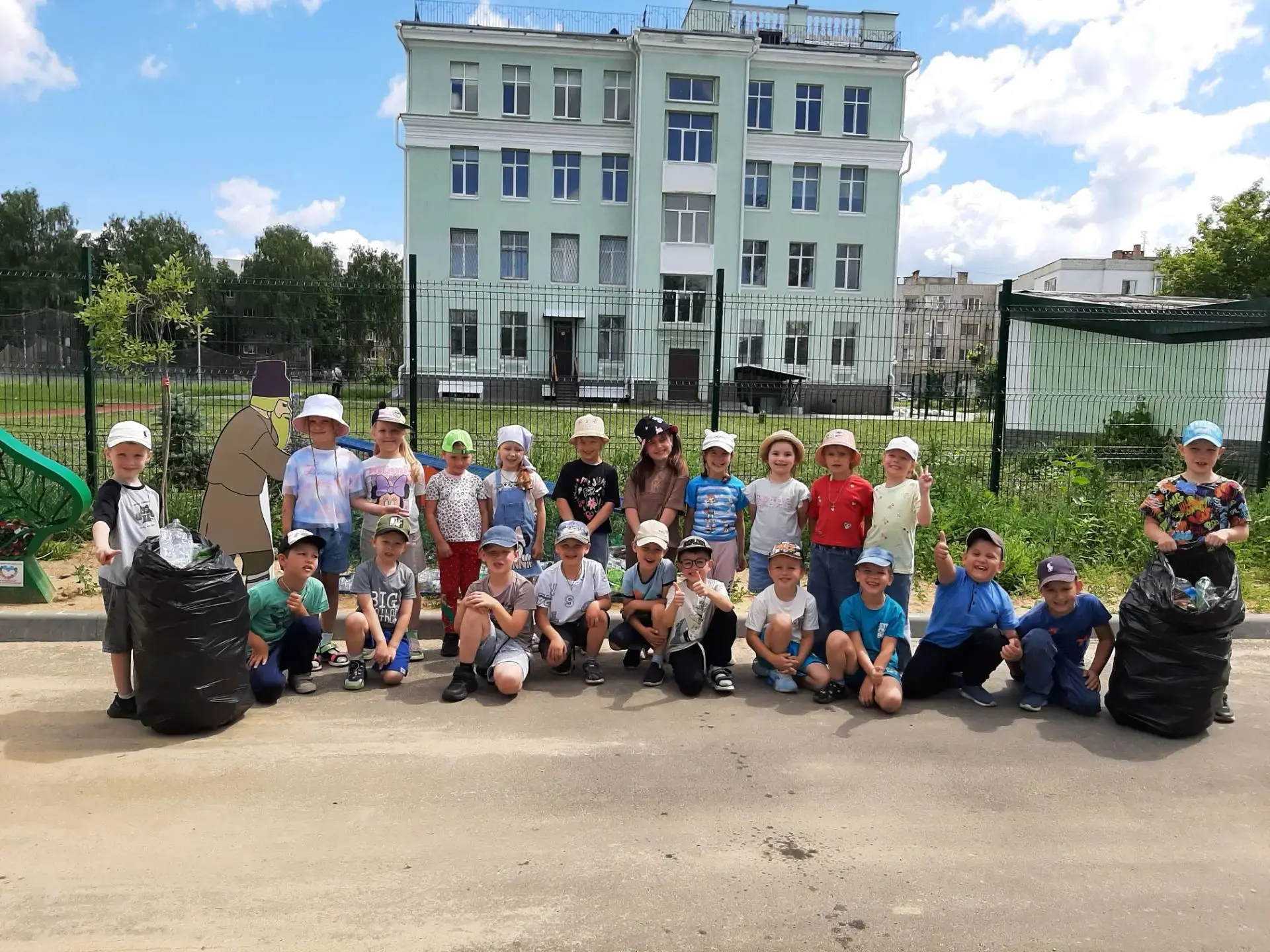 Питьевой режим особенно важно соблюдать в жаркое время года.
В результате, дома в каждой семье накап