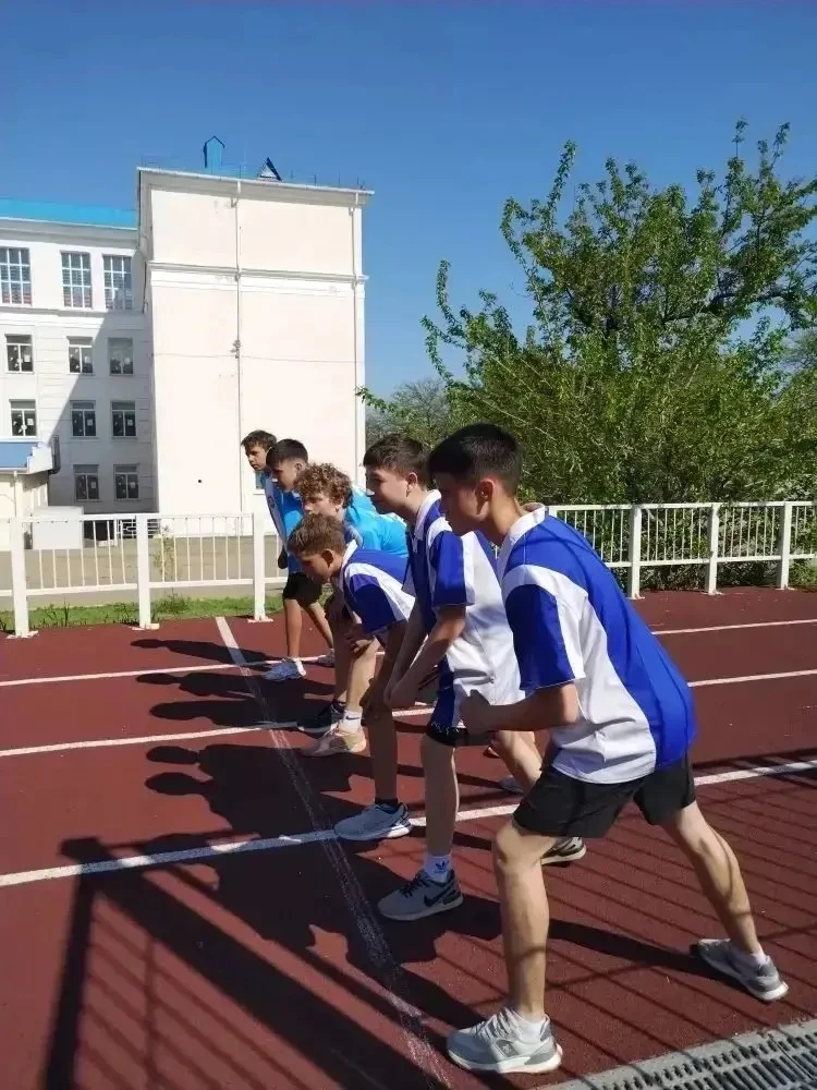 Победители зонального этапа соревнований «Президентские спортивные игры.             В г. Новороссий